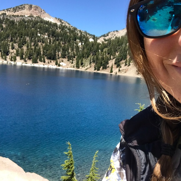 Meet your Posher, Shannon - Picture 1 of 1